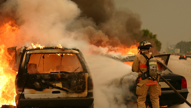 甘肃民勤交通事故致8死3伤，居民：车上两家人正去往火车站路上