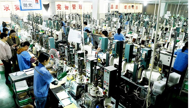 八部门发布25条金融助力民营经济措施：提升民企贷款占比、支持民企上市融资