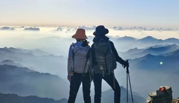 国产冲锋衣，不必成为始祖鸟平替