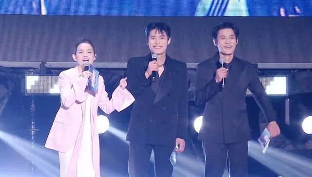 直播电商,网红经济,疯狂小杨哥,演唱会,合肥