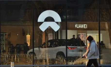 闪电快讯 ｜ 蔚来加快扩张销售网络：设轻量化驿站提供试驾 把门店开到三四线城市