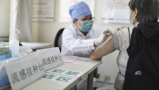 上周流感占门急诊比例创十年新高，但为什么流感疫苗险还是卖不好？