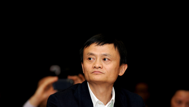 马云内网罕见回应拼多多市值暴涨：祝贺拼多多，相信阿里会改变