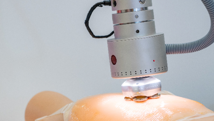 现代健康科技上半年转亏，因政府补助少了2000多万