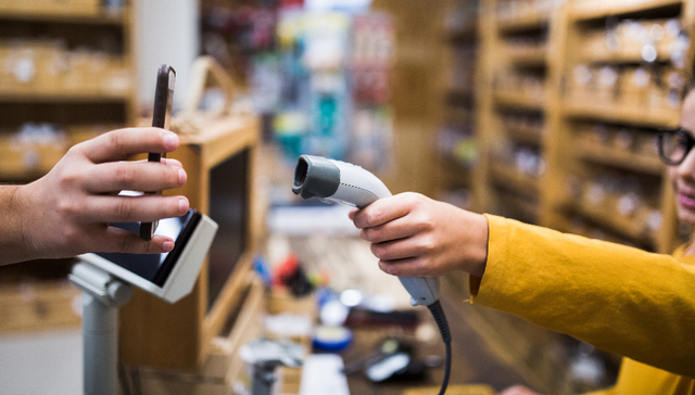 三家特药健康险明星公司被监管点名，伪创新支付如何变卖药生意？