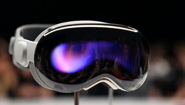 Apple’s Vision Pro nears mass production