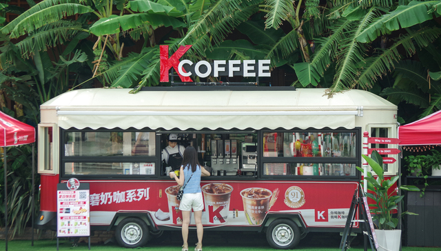 肯德基卖咖啡，用平价品牌打主场