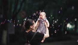 天价母婴消费，收割新手爸妈