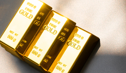 金价猛涨，黄金股为何跌跌不休？