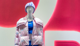 羽绒服仍是个好品类，但要警惕过度时尚化