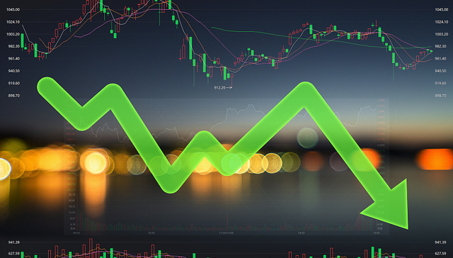 碳酸锂期货遭空头踩踏，广期所忙调整持仓限额，9万元/吨关口能守住吗？