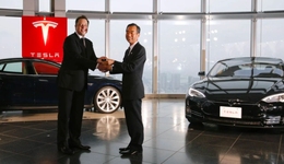 成于特斯拉，败于丰田：松下电池启示录