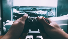 “王者一哥”张大仙跳槽抖音，腾讯、字节大和解？游戏直播迎来新风向