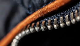 “拉链第一股”实控人被立案，浔兴股份赢了官司却追不回10亿补偿？