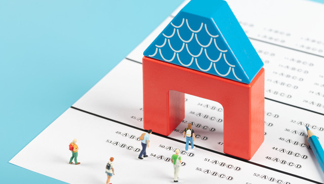 “比国考还难”、“酣畅淋漓地蒙题”，公务员省考变难了吗？