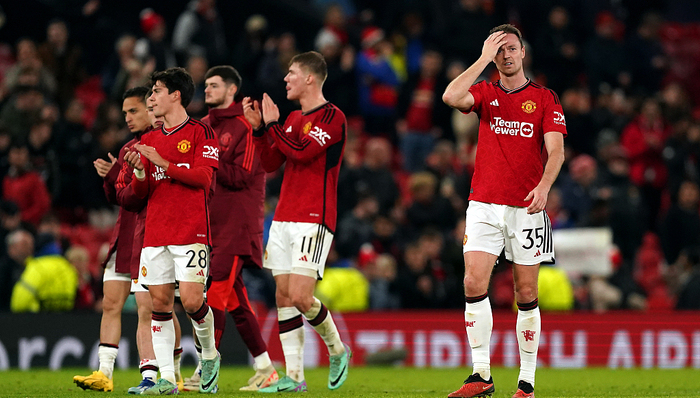 阿迪达斯又押错了，9亿英镑天价续约后曼联欧冠小组垫底