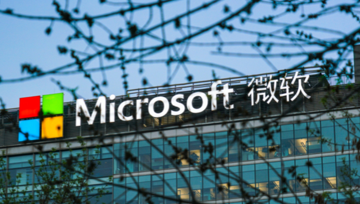 生成式AI模型转向？微软开始尝试“以小博大”