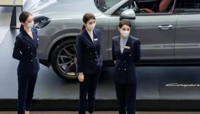 蔚小理,市场营销,空姐