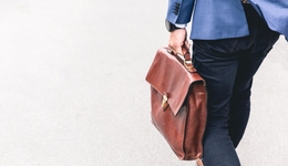 年底了，你准备换工作吗？