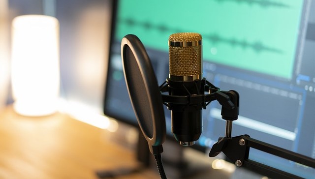 安徽亳州交通局长当“主播”，年初走红年底被查