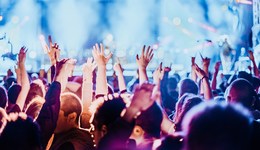 地方新聞精選｜陜西明確大型營業(yè)性演出嚴(yán)禁假唱 深圳擬放寬車牌申請條件