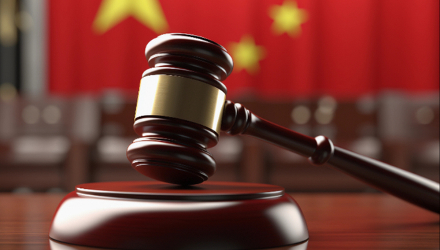 听信投顾承诺收益“翻倍”却致炒股亏损，投资者为何被判担责30%？丨局外人