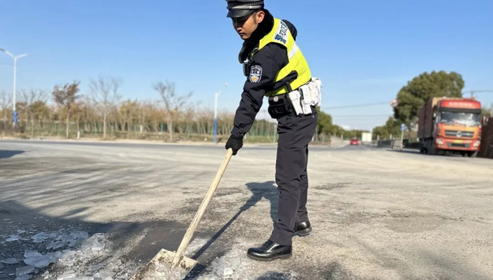 上海，寒潮，城市运行,低温