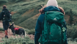 户外行业的真谛，是让伪需求成为消费风向标