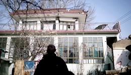 【特写】震中72小时：寒夜，帐篷和救援