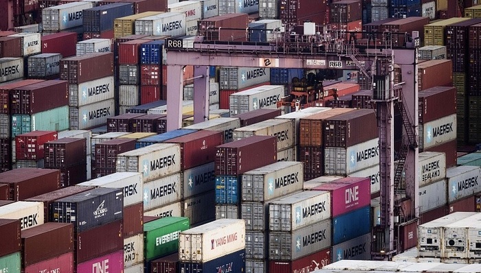 85%的集装箱运输公司暂停红海航线，行业再现运价跳涨、一舱难求