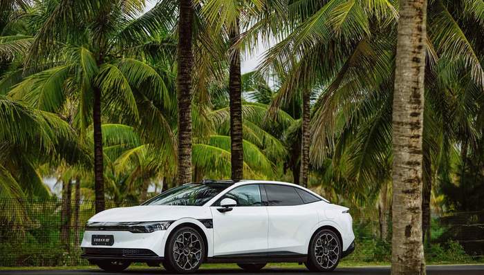 极氪进入主流市场的首款车型终于上市了