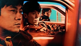 《三大隊》《一閃一閃》影劇同時“上桌”，IP聯(lián)動創(chuàng)新新思路？