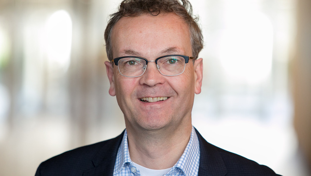 【十问世界经济学人④】专访布鲁盖尔研究所泽特迈尔：中欧应加强沟通以降低贸易风险