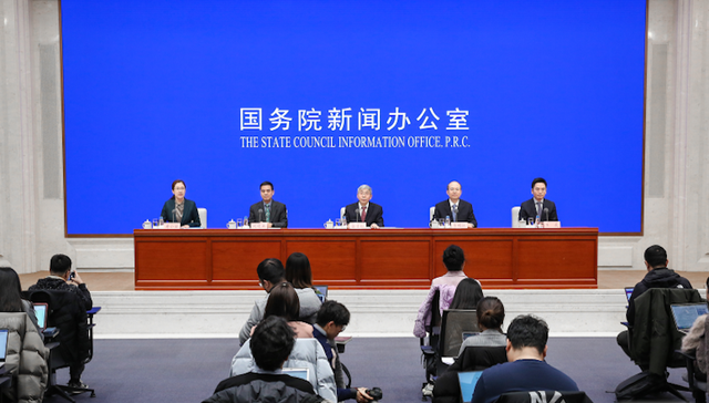 央行详解非银支付行业“基本法”：要求“打铁还需自身硬”，坚持回归支付业务本源