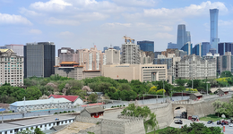 十大首席2024十大预测：人民币汇率重回“6字头”，房地产是最大风险点 | 界面预言家③