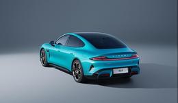 逐鹿2024，雷军的“汽车赌局”