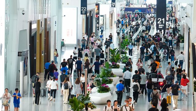 2023大型机场客流盘点：白云机场四连冠，首都机场仍“负重前行”