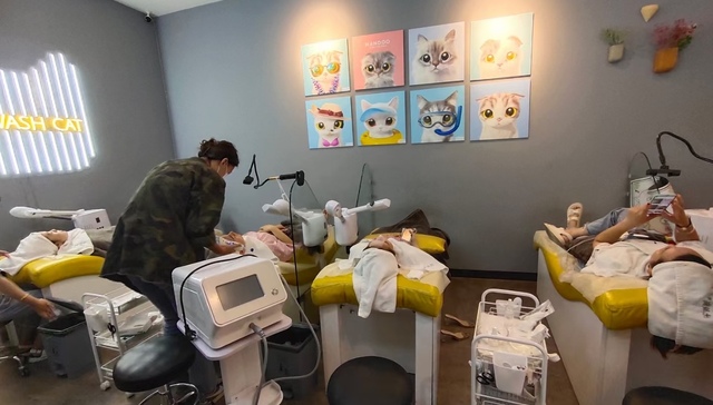 男人的“美容院”：洗脸吧