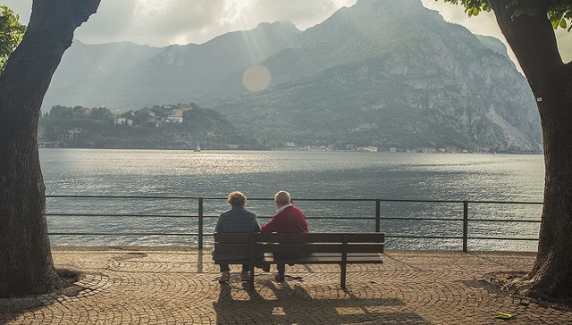 教育部新设老年医学专业，培养这类人才的作用是什么？