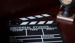 短劇下半場：巨頭登臺(tái)，掀起“百元之戰(zhàn)”