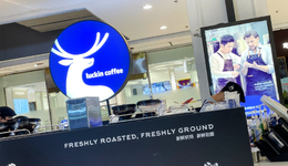 “烂手”上热搜，停不下来的瑞幸“小时工”