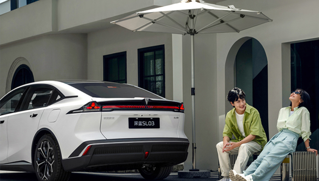 权威奖项“大满贯”，深蓝汽车如何深获业界市场双重认可？