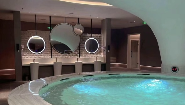 哈尔滨洗浴中心的火爆真相，与它“溢出”的富贵