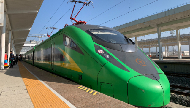 今年铁路投产新线将大幅减少，计划大力开发县城客流