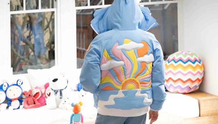 加拿大鹅有新风格，脚趾鞋主打一个丑潮审美｜是日美好事物