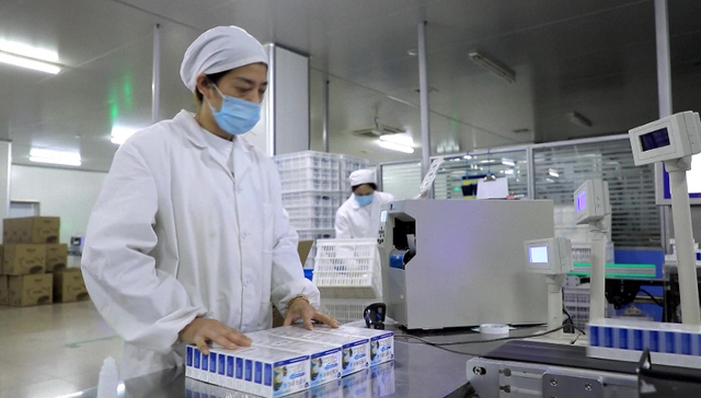 反腐影响下去年第三季度公立医院药品销售下滑，但呼吸用药大涨