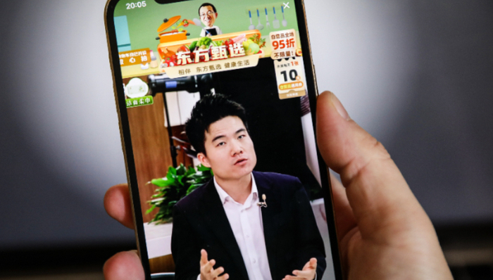 疯狂小杨哥,-直播带货,董宇辉,东方甄选,