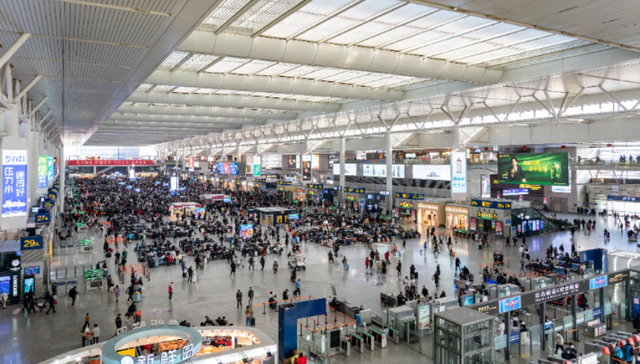 铁路推出两项新规：改签期限延长、修改候补购票规则