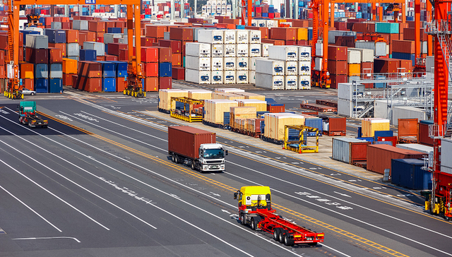 红海局势导致亚洲港口集装箱短缺，“一箱难求”又要来了