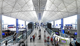 国泰航空首批内地空乘到岗，内地将成为第二大员工来源地